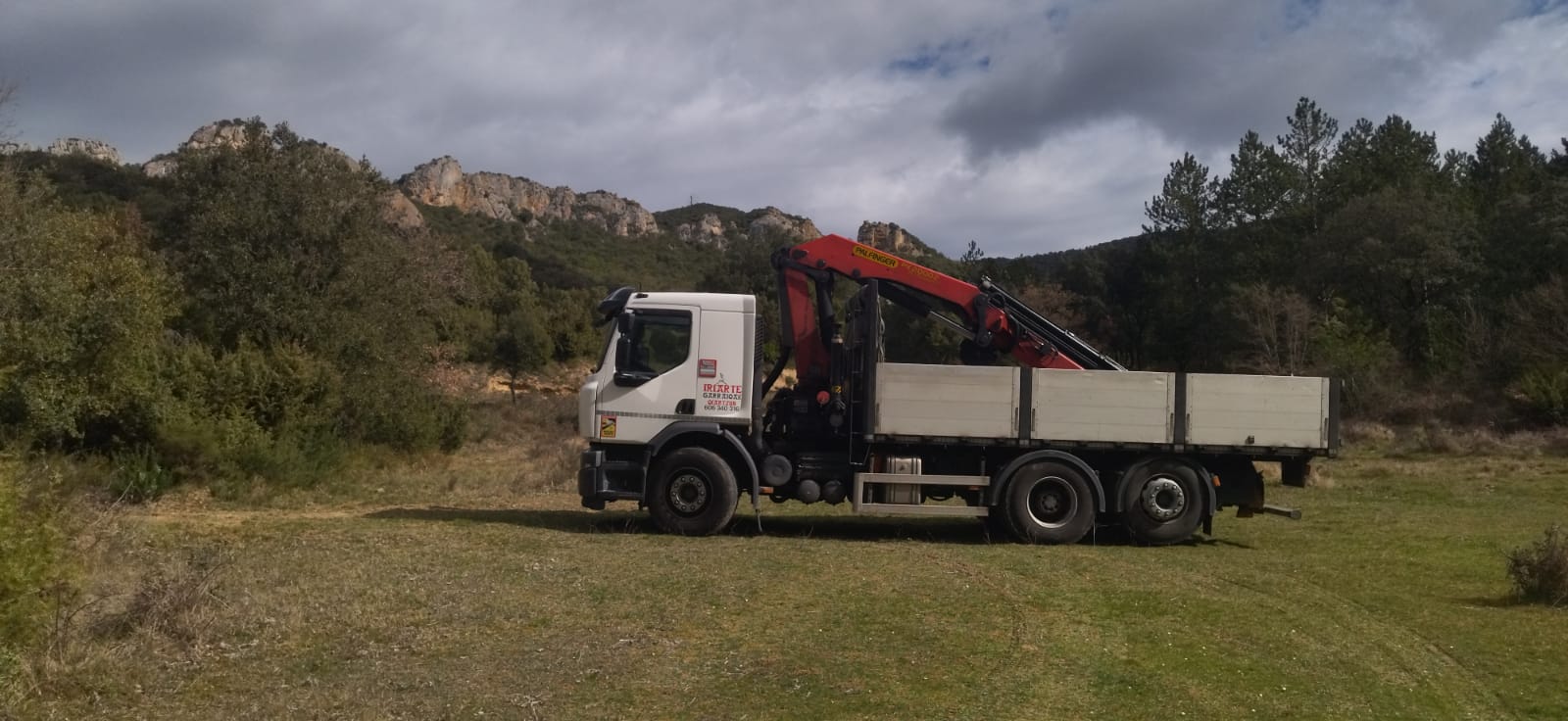 Imagen Ficha técnica